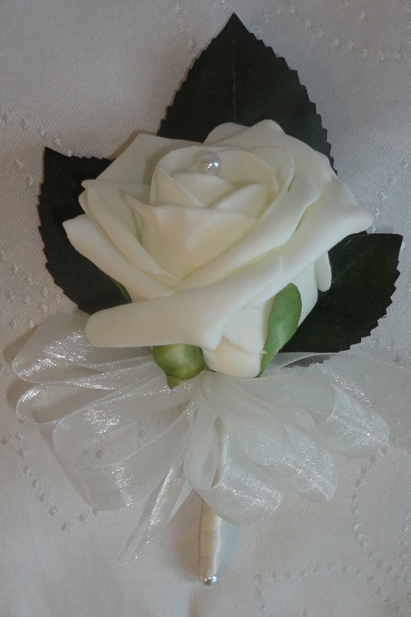 Cheap Ivory Rose Corsage